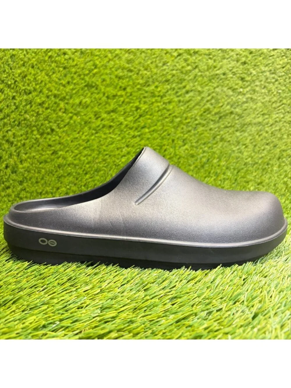 OOFOS OOcloog Clog Mens Size 11 Black Beach Outdoor Slip On Recovery Sandals